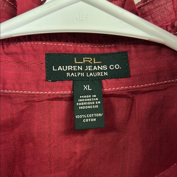 Red Casual Button Down Shirt with Classic Design - Picture 2 of 4